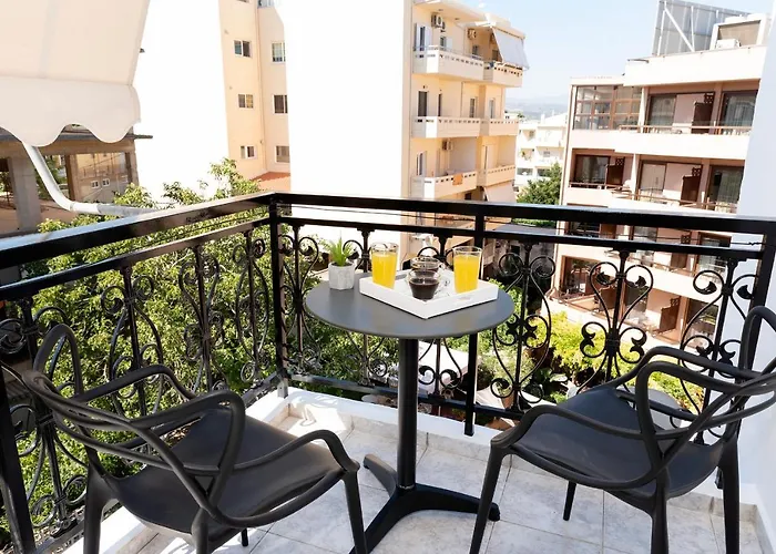 Superior Central Apartment Kissamou Chania
